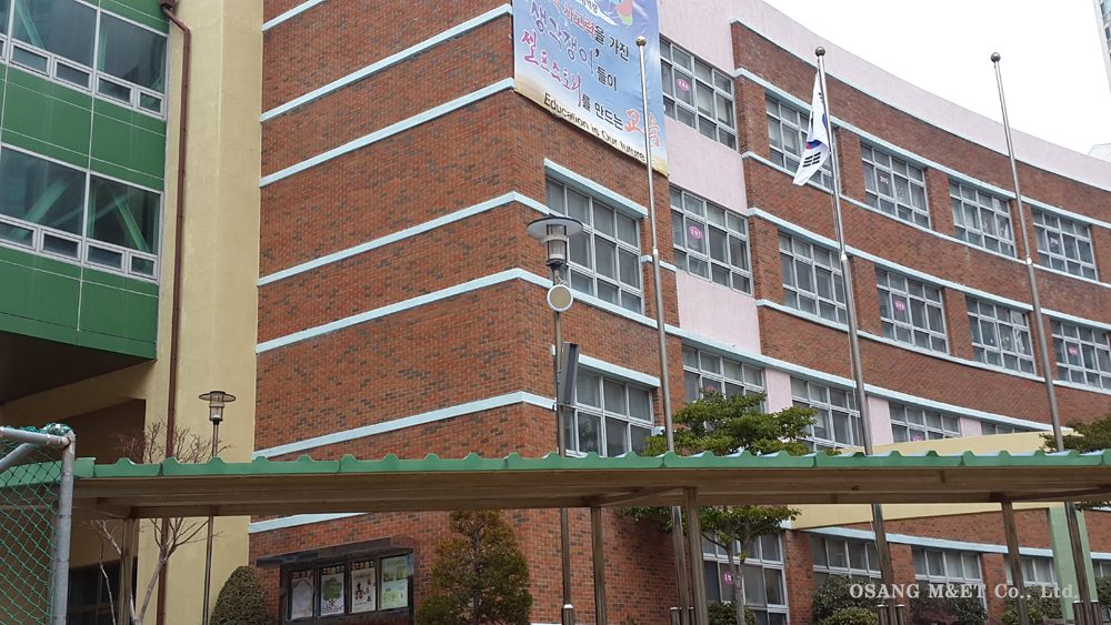 Yongmun-Elementary-School2.jpg